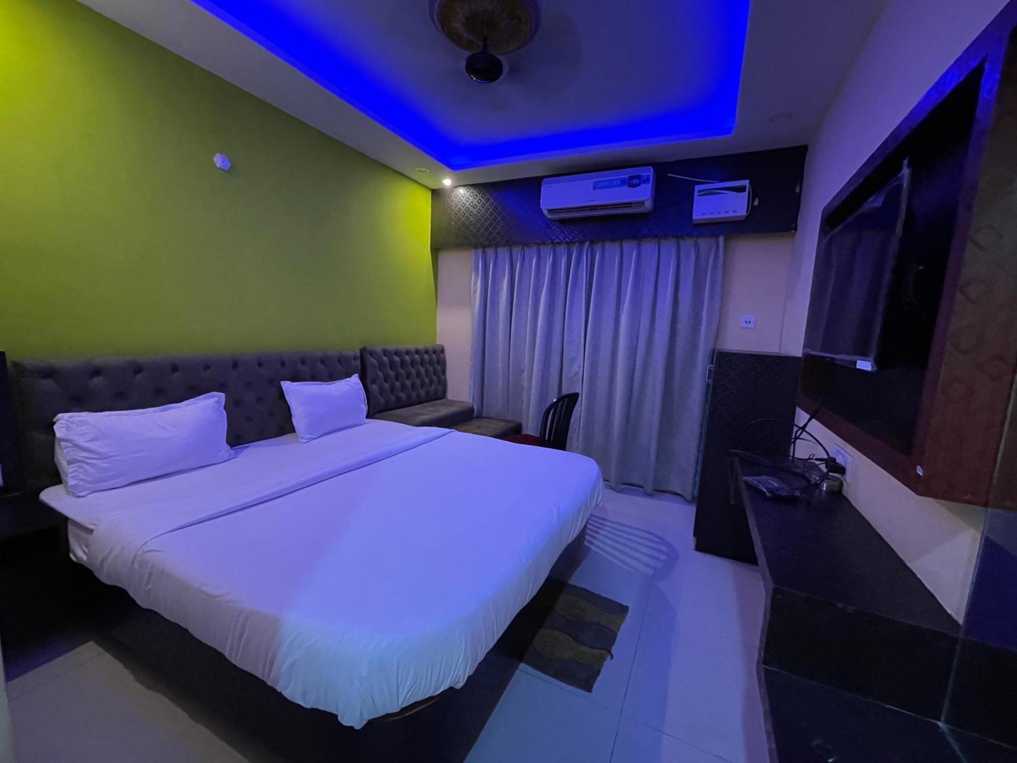 Hotel Seven Inn By Seven Group Puri Exterior photo