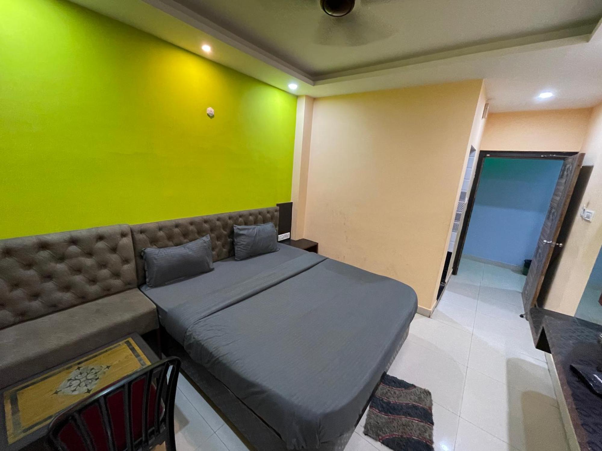 Hotel Seven Inn By Seven Group Puri Exterior photo
