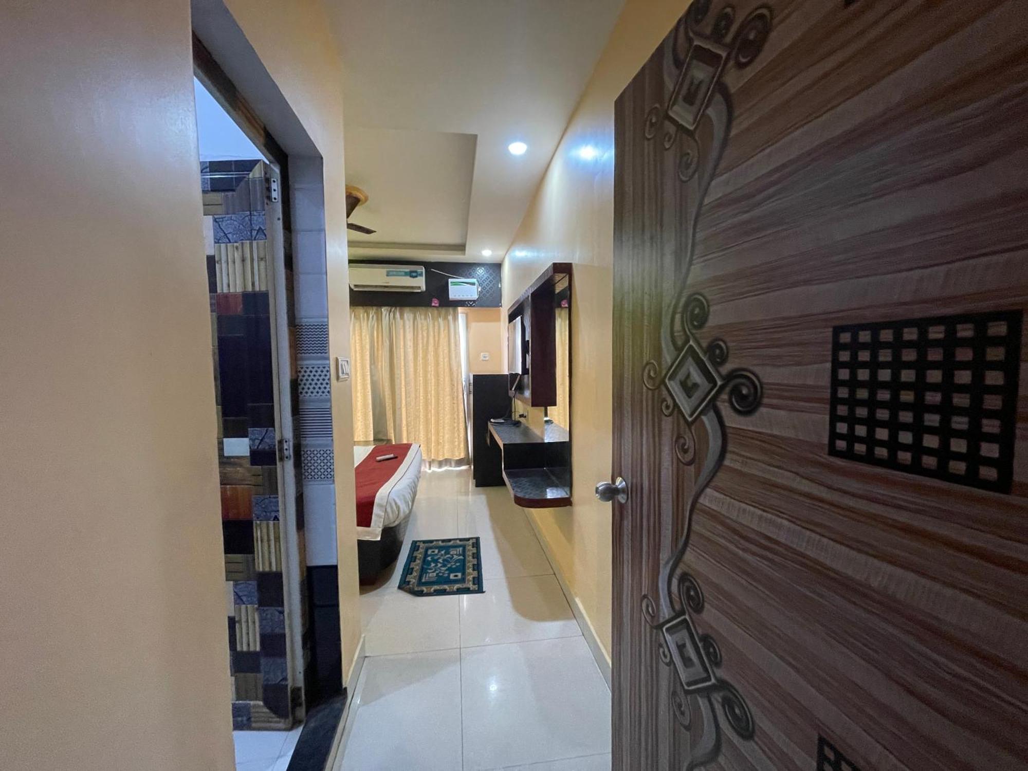 Hotel Seven Inn By Seven Group Puri Exterior photo